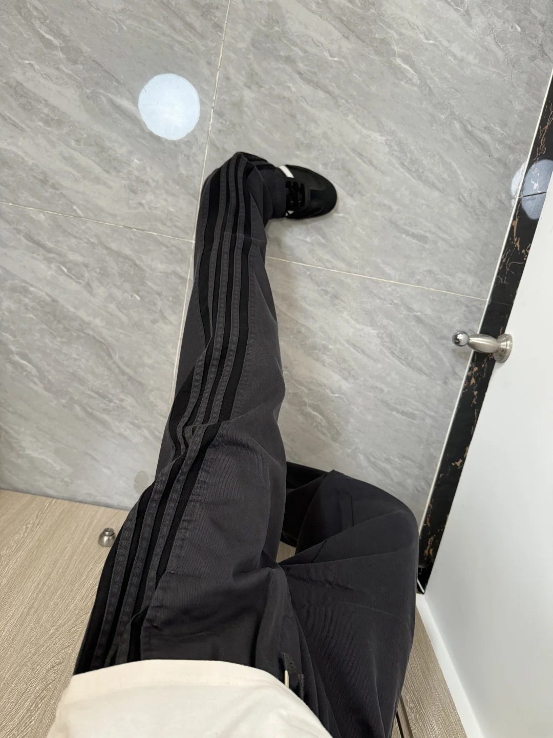 Cleanfit Straight Leg Pants Me - Street Fashion Vibes 评论和价格