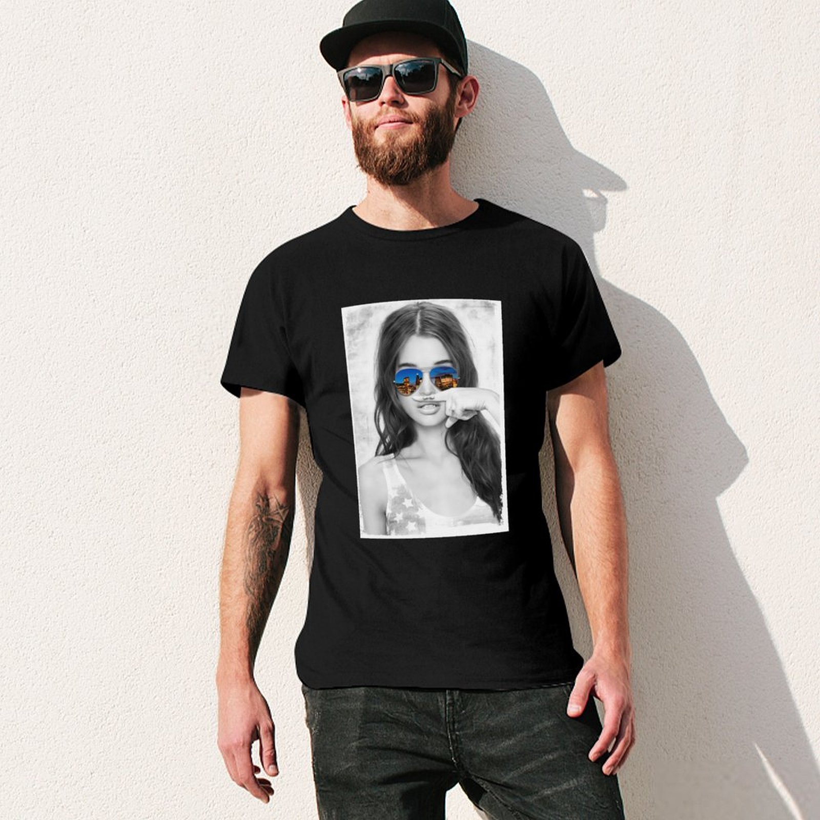Original Mustache Girl Graphic - Street Fashion Co 评论和价格